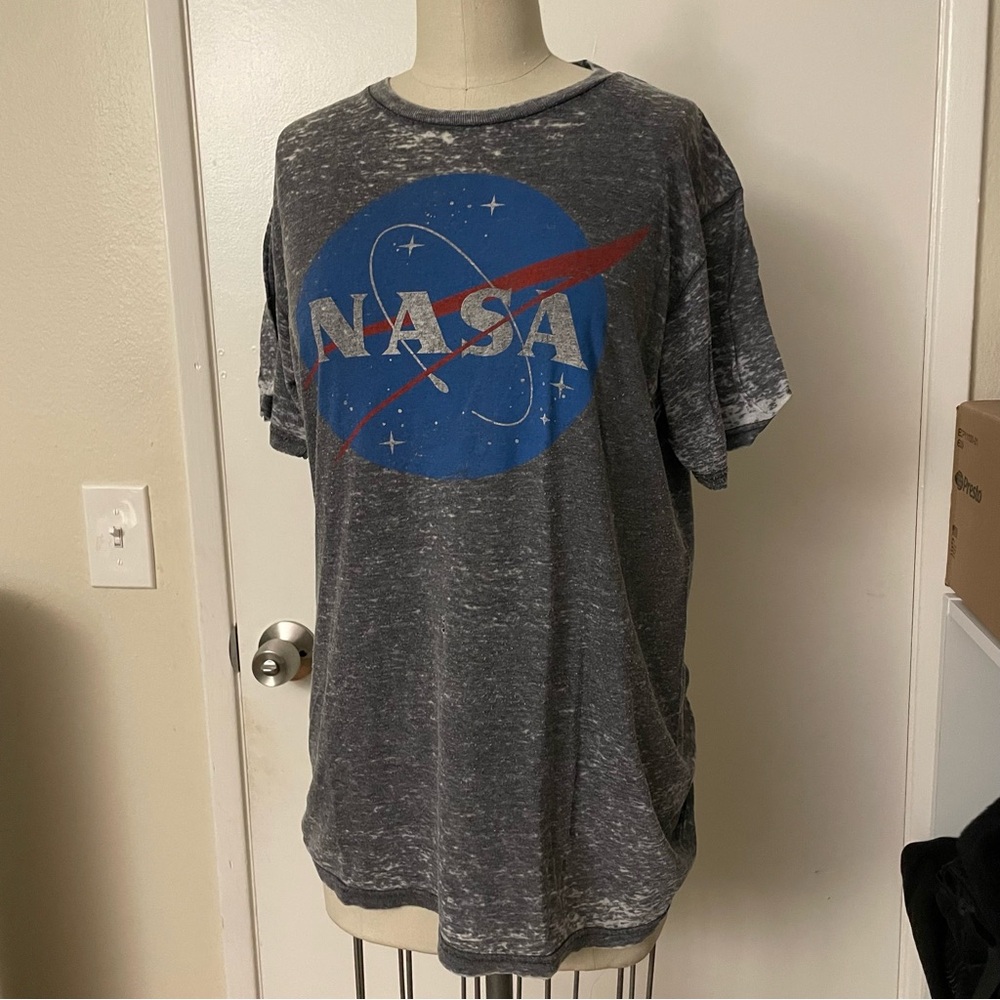 NASA grey tee with blue accents Size L small flaw pictured